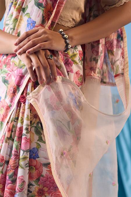 Surmaye_Beige Whimsical Garden Printed Saree _Online_at_Aza_Fashions