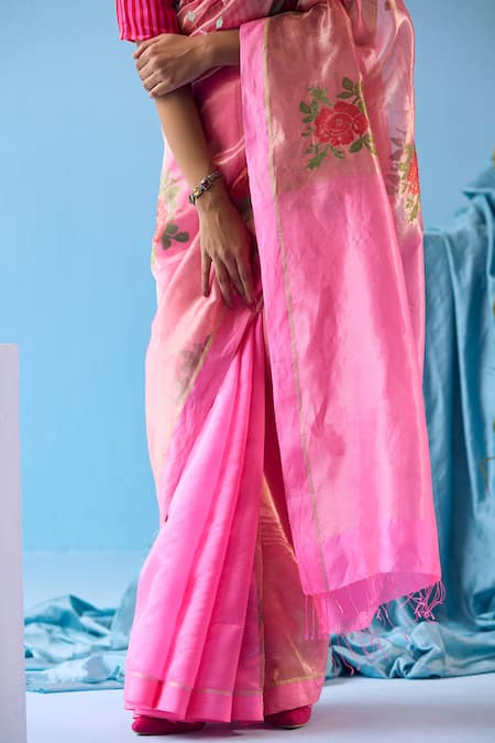 Surmaye_Fuchsia Handloom Cotton Zari Vivacious Jamdani Saree _Online_at_Aza_Fashions