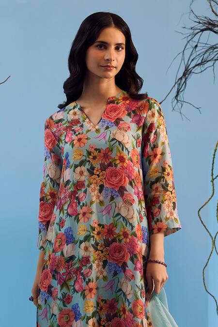 Surmaye Blue Silk Embroidery Split V-neck Euphoric Handwoven Kurta Pant Set Online at Aza Fashions Surmaye_Blue Silk Embroidery Split V-neck Euphoric Handwoven Kurta Pant Set _Online_at_Aza_Fashions