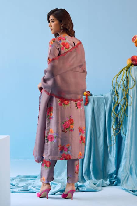 Shop Surmaye Grey Silk Embroidery Round Neck Enchanted Bloom Printed Kurta Pant Set at Aza Fashions Shop_Surmaye_Grey Silk Embroidery Round Neck Enchanted Bloom Printed Kurta Pant Set _at_Aza_Fashions