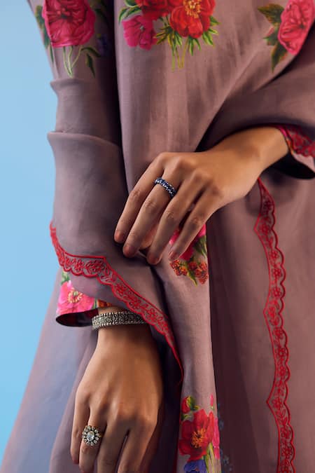 Shop Surmaye Grey Silk Embroidery Round Neck Enchanted Bloom Printed Kurta Pant Set Online at Aza Fashions Shop_Surmaye_Grey Silk Embroidery Round Neck Enchanted Bloom Printed Kurta Pant Set _Online_at_Aza_Fashions