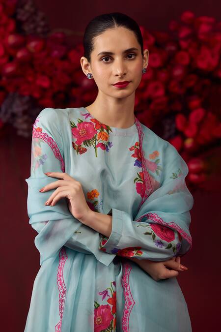 Shop Surmaye Blue Silk Embroidery Round Neck Enchanted Bloom Floral Print Kurta And Pant Set Online at Aza Fashions Shop_Surmaye_Blue Silk Embroidery Round Neck Enchanted Bloom Floral Print Kurta And Pant Set _Online_at_Aza_Fashions