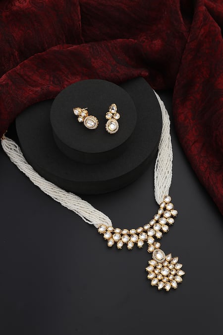 Shop Swabhimann White Beads, Diamonds Flower Kundan Studded Necklace Set at Aza Fashions Shop_Swabhimann_White Beads, Diamonds Flower Kundan Studded Necklace Set _at_Aza_Fashions