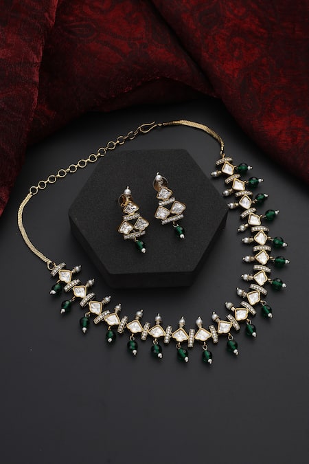 Shop Swabhimann Green Beads, Diamonds Polki Studded Floral Bar Choker Set at Aza Fashions Shop_Swabhimann_Green Beads, Diamonds Polki Studded Floral Bar Choker Set _at_Aza_Fashions