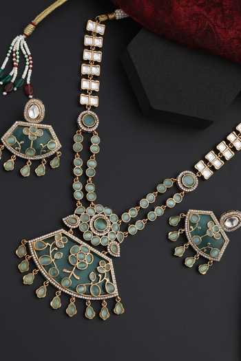 Swabhimann_Green Stones, Diamonds Polki Studded Floral Necklace Set _Online_at_Aza_Fashions