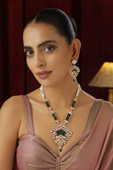 SWABHIMANN Green Polki Studded Pendant Necklace Set 