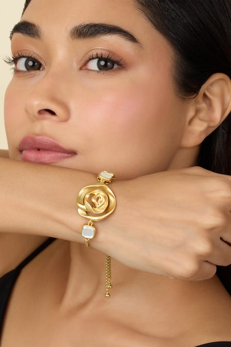 ISHARYA Rose Bolo Bracelet 