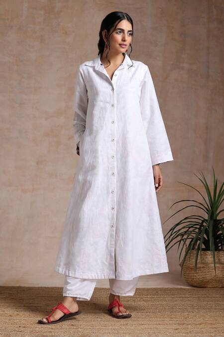 Buy_Vasstram_White Cotton, Linen Collared Gulistaan Solid Long Jacket _Online_at_Aza_Fashions