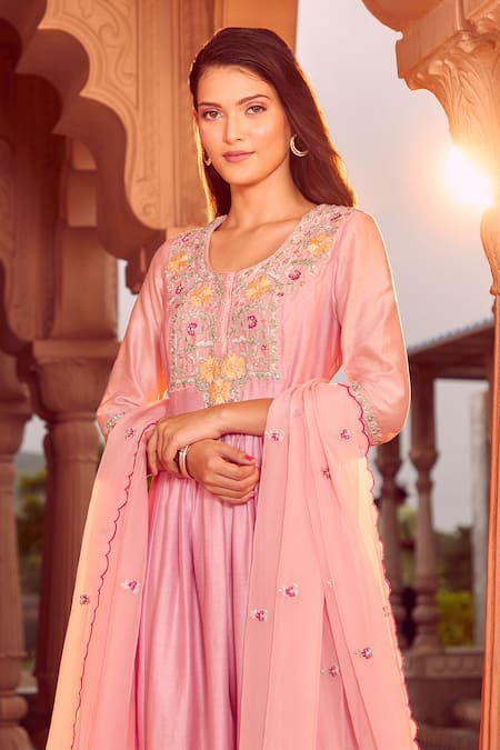 Shop Aariyana Couture Peach Silk, Chanderi, Viscose, Organza Floral Hand Anarkali Pant Set Shop_Aariyana Couture_Peach Silk, Chanderi, Viscose, Organza Floral Hand Anarkali Pant Set