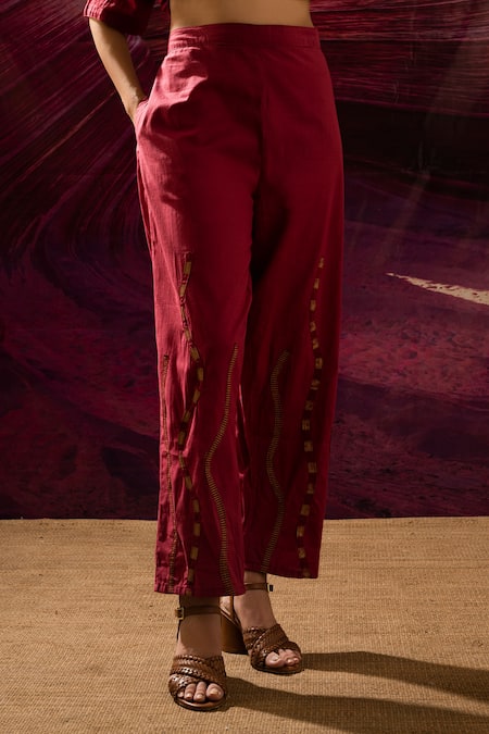 Banana Labs_Maroon Cotton Applique, Embroidery Scoop Neck Patterned Kurta Pant Set _Online_at_Aza_Fashions
