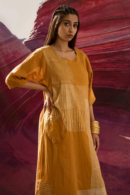Banana Labs_Yellow Cotton Handblock Printed Line U-neck Kurta Pant Set _at_Aza_Fashions