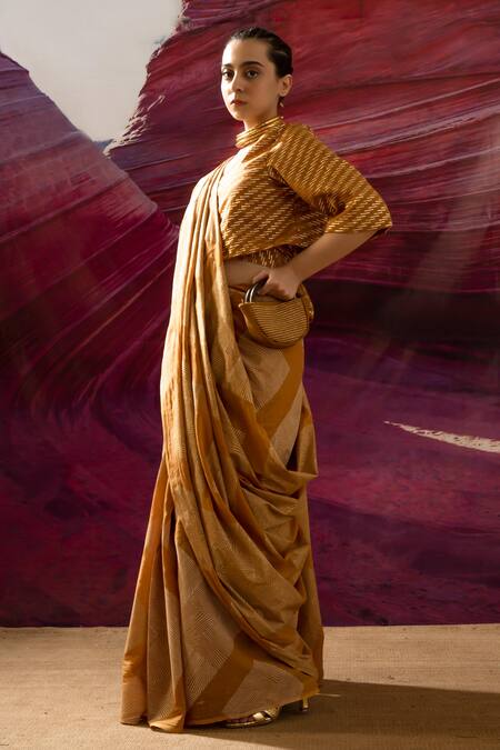 Banana Labs_Yellow Cotton, Silk Tassels, Zari V-neck Handblock Print Saree With Blouse _Online_at_Aza_Fashions