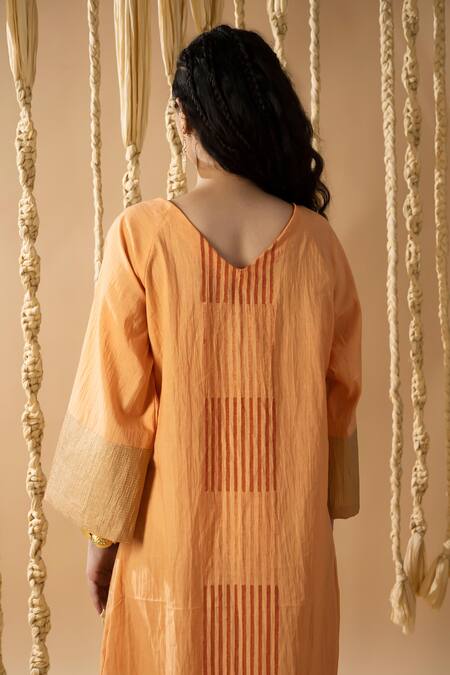 Banana Labs_Orange Cotton Zari V-neck Line Weave Handblock Printed Dress With Shrug _Online_at_Aza_Fashions