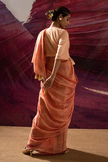 Banana Labs Wavy Handblock Printed Saree With Blouse 