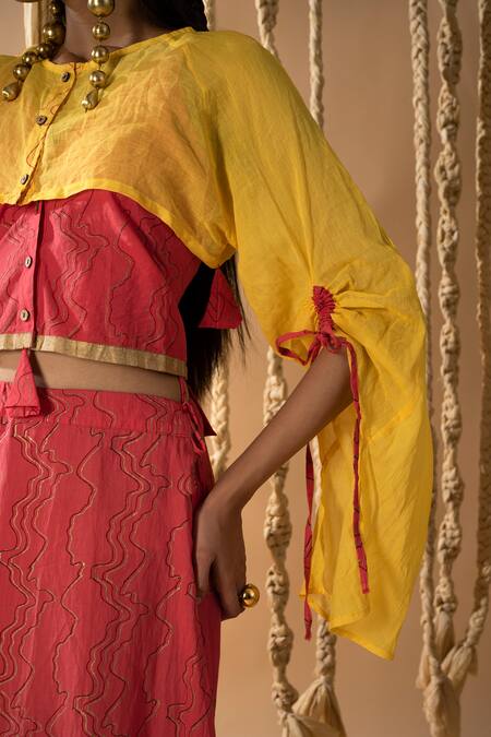 Buy Banana Labs Pink Cotton Embroidery V-neck, Round Handblock Print Lehenga Overlay Shrug Set Buy_Banana Labs_Pink Cotton Embroidery V-neck, Round Handblock Print Lehenga Overlay Shrug Set