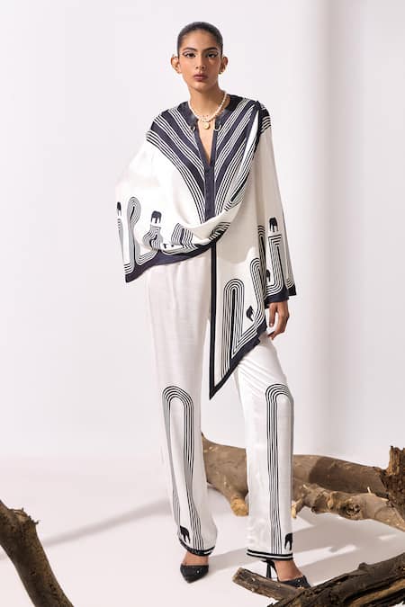 Kamaali Pret White Cupro Bemberg Printed Geometric V-neck Kibo Cape Top With Pant 