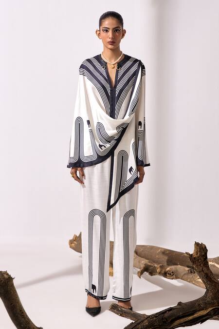 Buy_Kamaali Pret_White Cupro Bemberg Printed Geometric V-neck Kibo Cape Top With Pant _Online_at_Aza_Fashions