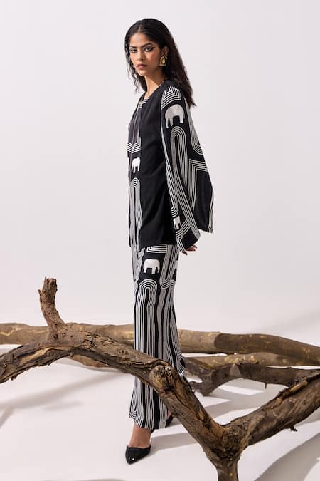 Shop_Kamaali Pret_Black Cupro Bemberg Slub Satin Printed Elephant Round Matkal Jacket _Online_at_Aza_Fashions