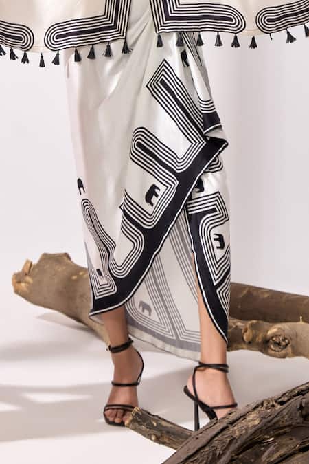 Kamaali Pret_White Tassels Plunge Neck Azalea Printed Capelet With Sarong _at_Aza_Fashions