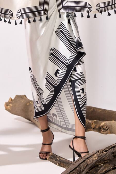 Shop Kamaali Pret White Cupro Bemberg Slub Satin Printed Elephant Kibo Sarong Online at Aza Fashions Shop_Kamaali Pret_White Cupro Bemberg Slub Satin Printed Elephant Kibo Sarong _Online_at_Aza_Fashions