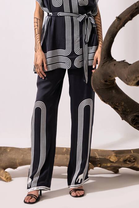 Kamaali Pret_Black Round Neck Cairo Placement Print Kaftan Top With Pant _Online_at_Aza_Fashions