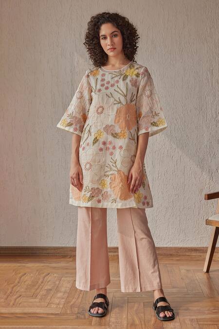 Khamaj India_Pink Chanderi, , Handloom Embroidery, Merlin Hand Kurta With Pant _Online_at_Aza_Fashions