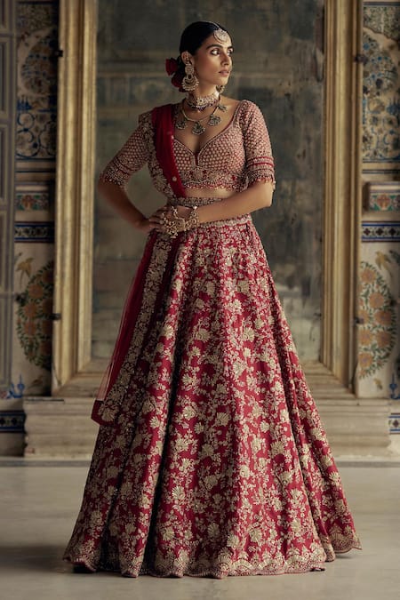 Nitika Gujral Red Raw Silk Embroidery Floral Plunge Neck Bloom Bridal Lehenga Set 