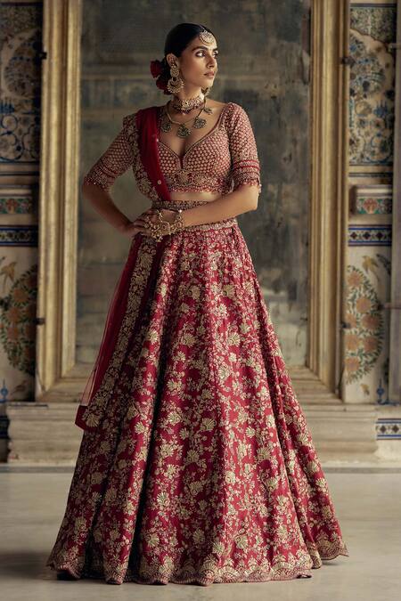 Nitika Gujral Red Silk, Net Sequins, Beads, Diamonds, Embroidery Floral Bridal Lehenga Set Online at Aza Fashions Nitika Gujral_Red Silk, Net Sequins, Beads, Diamonds, Embroidery Floral Bridal Lehenga Set _Online_at_Aza_Fashions