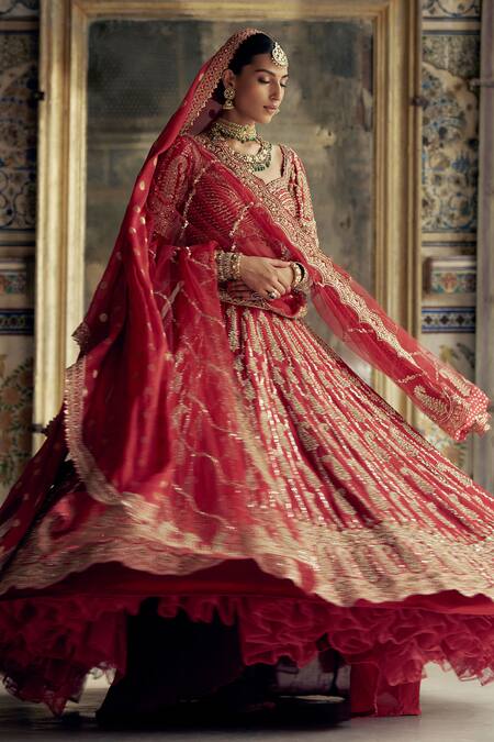 Shop Nitika Gujral Red Silk, Net Beads, Sequins Paisley Vine Kasab Embroidered Bridal Lehenga Set Online at Aza Fashions Shop_Nitika Gujral_Red Silk, Net Beads, Sequins Paisley Vine Kasab Embroidered Bridal Lehenga Set _Online_at_Aza_Fashions
