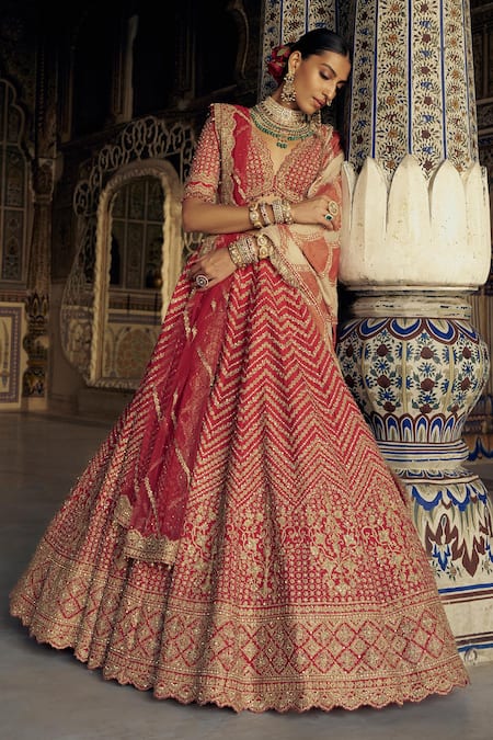 Nitika Gujral Red Raw Silk Embroidered Dori Plunge Chevron Vine Dabka Bridal Lehenga Set 