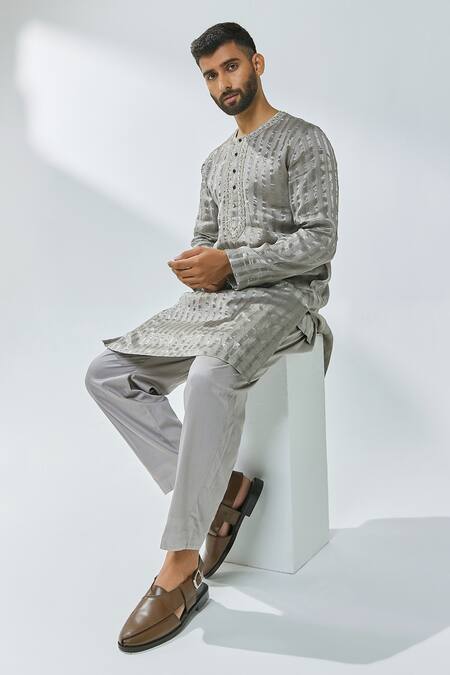 Priyal Prakash_Grey Chanderi, Cotton Zari Woven Kurta Set _at_Aza_Fashions