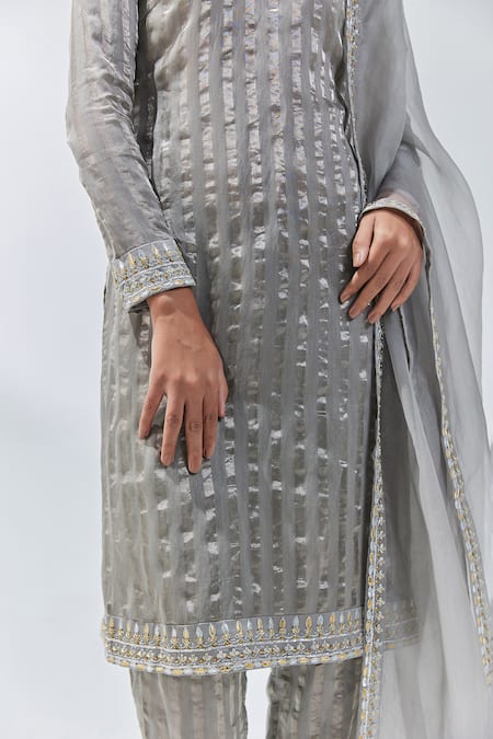 Buy_Priyal Prakash_Grey Chanderi, Silk Organza, Cotton Zari, Gota Patti Stripe Woven Kurta Set _Online_at_Aza_Fashions