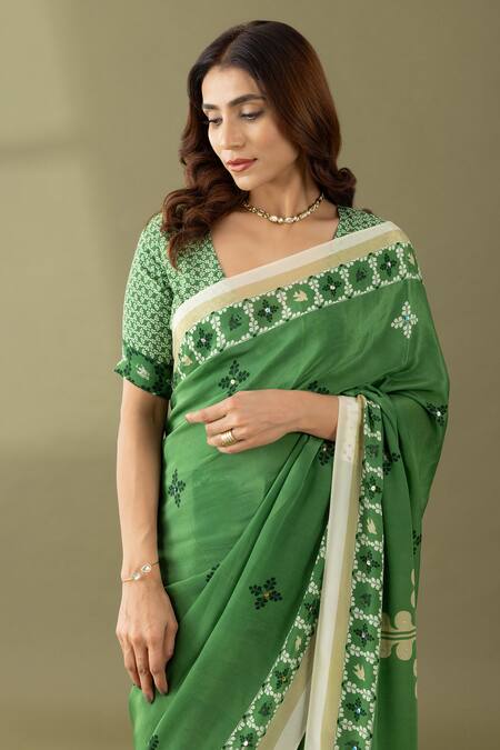 Shop Thee Modern Roots Green Crepe Sequins, Pearls Floral Print Saree Online at Aza Fashions Shop_Thee Modern Roots_Green Crepe Sequins, Pearls Floral Print Saree _Online_at_Aza_Fashions