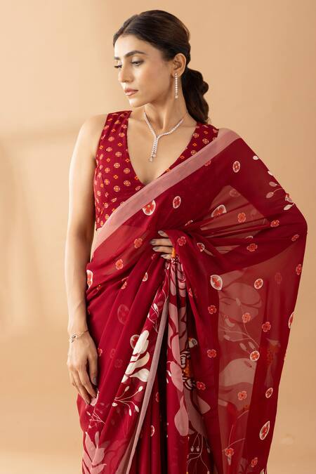 Thee Modern Roots Red Georgette Sequins, Pearls Floral Motif Print Designer Saree at Aza Fashions Thee Modern Roots_Red Georgette Sequins, Pearls Floral Motif Print Designer Saree _at_Aza_Fashions