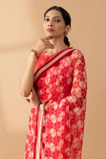 Shop Thee Modern Roots Pink Chiffon Tonal Floral Petal Print Saree Online at Aza Fashions Shop_Thee Modern Roots_Pink Chiffon Tonal Floral Petal Print Saree _Online_at_Aza_Fashions