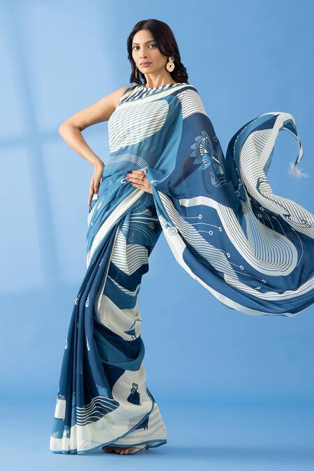 Thee Modern Roots_Grey Georgette Abstract Print Dual Tone Saree _Online_at_Aza_Fashions