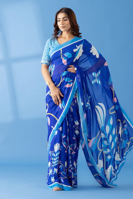 Thee Modern Roots Floral Garden Print Saree 