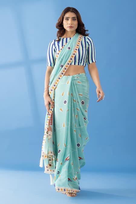 Thee Modern Roots Blue Crepe Abstract Floret Print Saree Online at Aza Fashions Thee Modern Roots_Blue Crepe Abstract Floret Print Saree _Online_at_Aza_Fashions