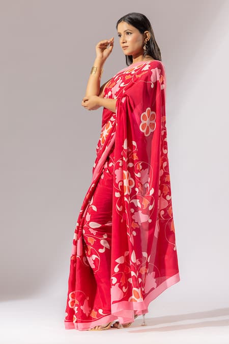 Shop Thee Modern Roots Red Crepe Blossom Print Saree at Aza Fashions Shop_Thee Modern Roots_Red Crepe Blossom Print Saree _at_Aza_Fashions