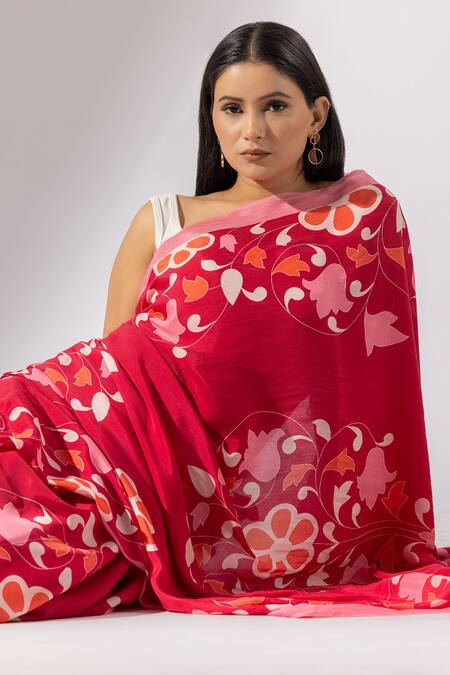 Shop Thee Modern Roots Red Crepe Blossom Print Saree Online at Aza Fashions Shop_Thee Modern Roots_Red Crepe Blossom Print Saree _Online_at_Aza_Fashions
