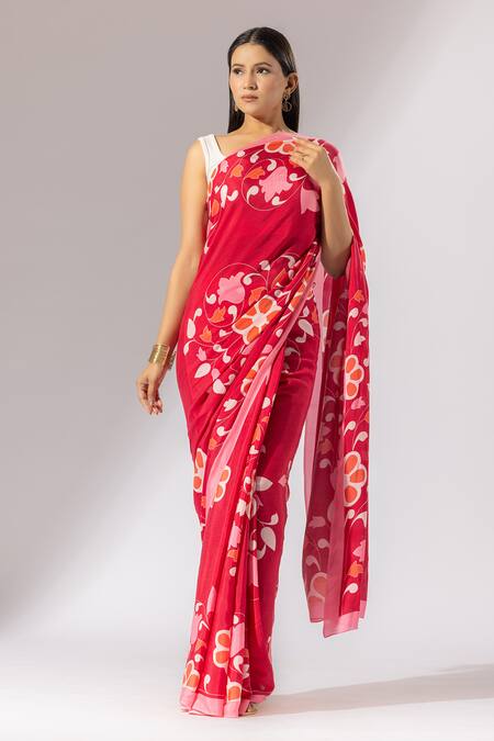 Buy Thee Modern Roots Red Crepe Blossom Print Saree Buy_Thee Modern Roots_Red Crepe Blossom Print Saree