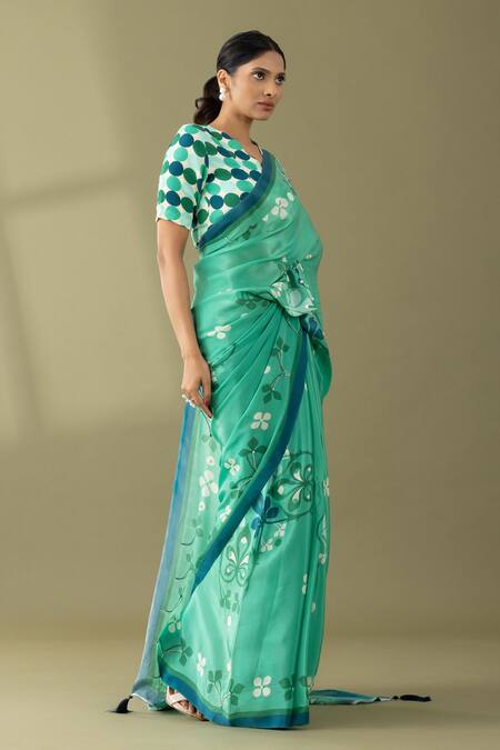 Buy Thee Modern Roots Green Crepe Sequins, Pearls Flower Vine Print Saree Online at Aza Fashions Buy_Thee Modern Roots_Green Crepe Sequins, Pearls Flower Vine Print Saree _Online_at_Aza_Fashions