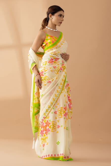 Buy_Thee Modern Roots_Cream Crepe Sequins, Pearls Spring Floral Saree _Online_at_Aza_Fashions