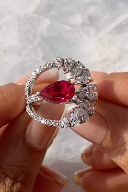 PRATA Scarlet Rogue Ring 