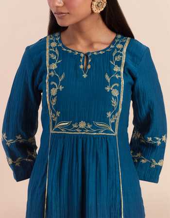 Shop_Priya Chaudhary_Blue Chanderi Silk Embroidery Keyhole Neck Floral Straight Kurta With Pant _Online_at_Aza_Fashions
