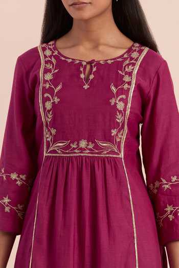 Shop_Priya Chaudhary_Pink Chanderi Silk Embroidery Keyhole Neck Floral Veil Kurta With Pant _Online_at_Aza_Fashions