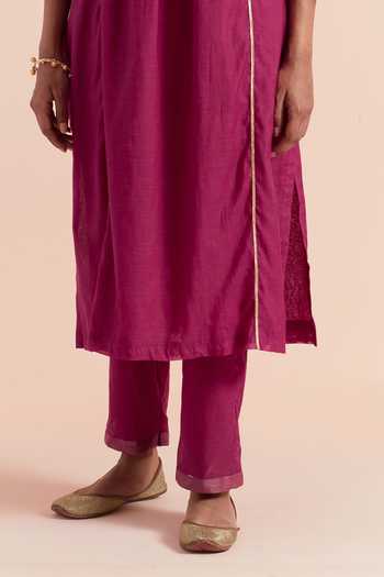 Priya Chaudhary_Pink Chanderi Silk Embroidery Keyhole Neck Floral Veil Kurta With Pant _at_Aza_Fashions