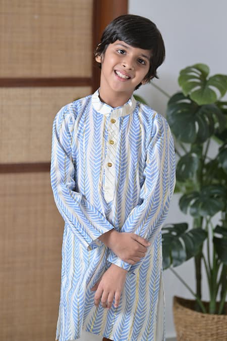 The Plum Bum_Blue Cotton Leaf Print Kurta _Online_at_Aza_Fashions