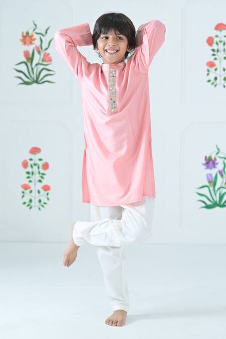 Shop_The Plum Bum_Peach Cotton, Silk Mirrors, Lace, Sequins Embellished Placket Kurta _at_Aza_Fashions