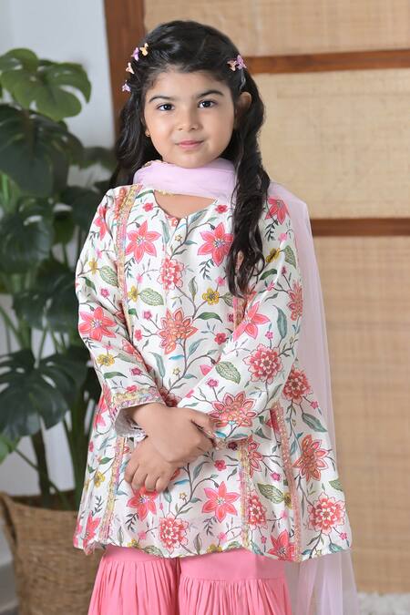 Buy_The Plum Bum_White Chanderi Silk Lace, Embroidery Dori Kurta With Sharara _Online_at_Aza_Fashions